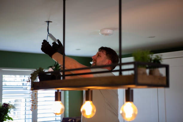 Best Residential Electrician Services  in Bettendorf, IA